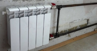 Установка биметаллических радиаторов отопления в квартире в Ставрополе - от 2063 руб.